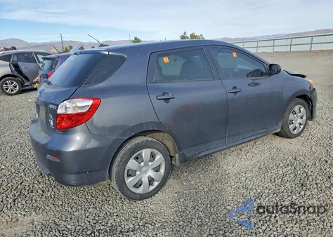 2011 Toyota Corolla Matrix z USA, uszkodzony, nr VIN 2T1KU4EE7BC724723